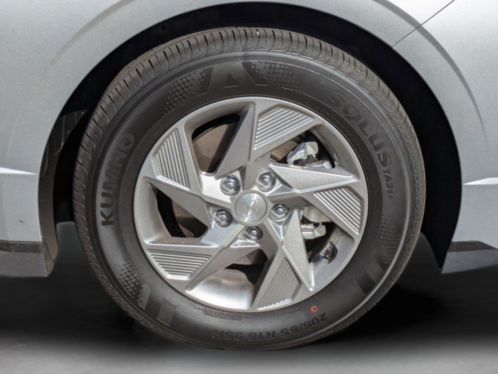 New 2026 Hyundai Sonata SE FWD image 14