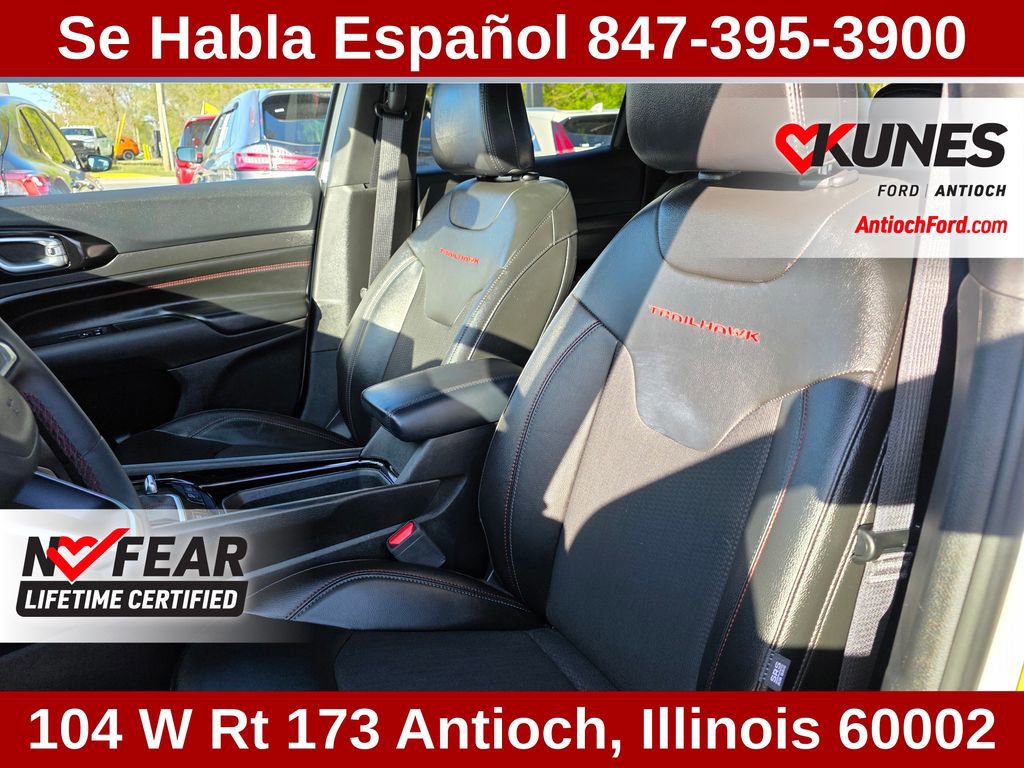 Used 2025 Jeep Compass Trailhawk AWD/4WD image 22