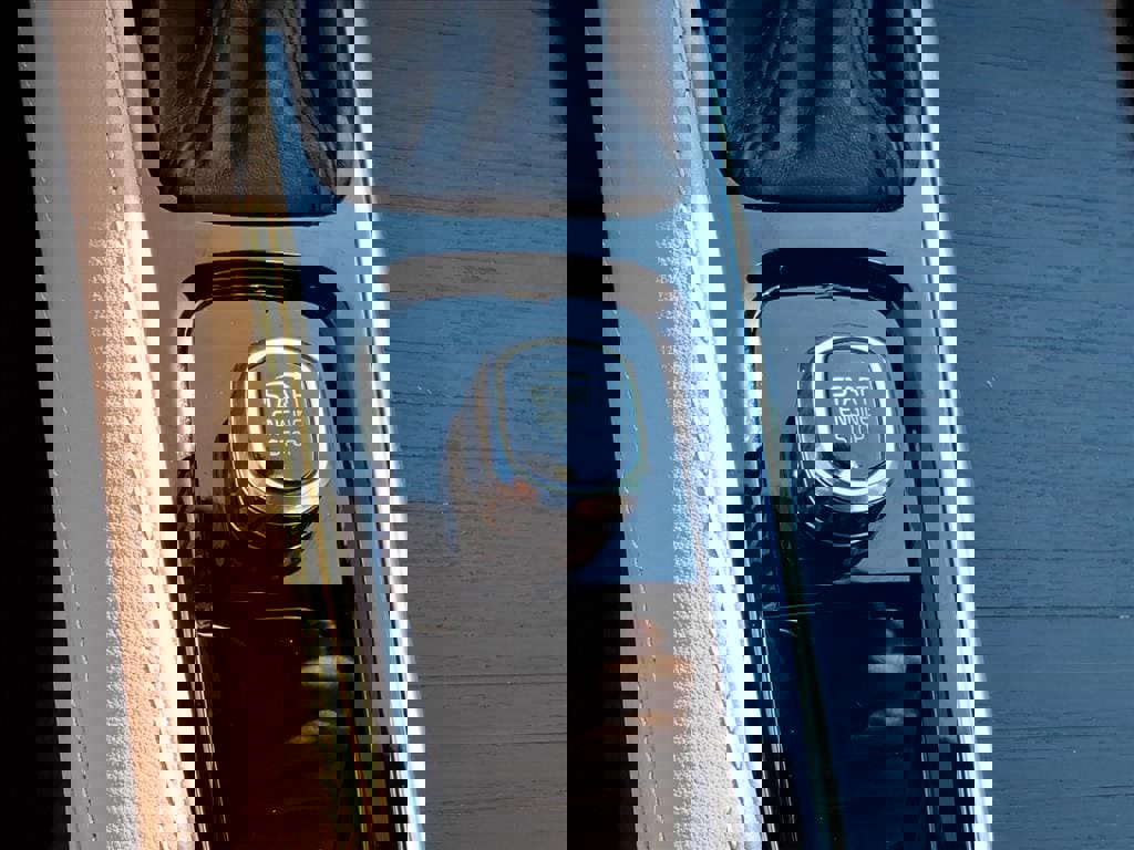 Used 2022 Volvo XC90 T6 Inscription w/ Lounge Package AWD/4WD image 25