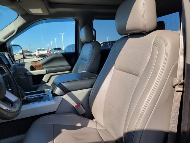Used 2017 Ford F150 Lariat w/ Equipment Group 502A Luxury AWD/4WD image 13