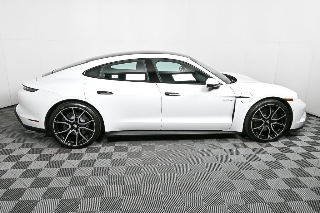 Certified 2025 Porsche Taycan image 27