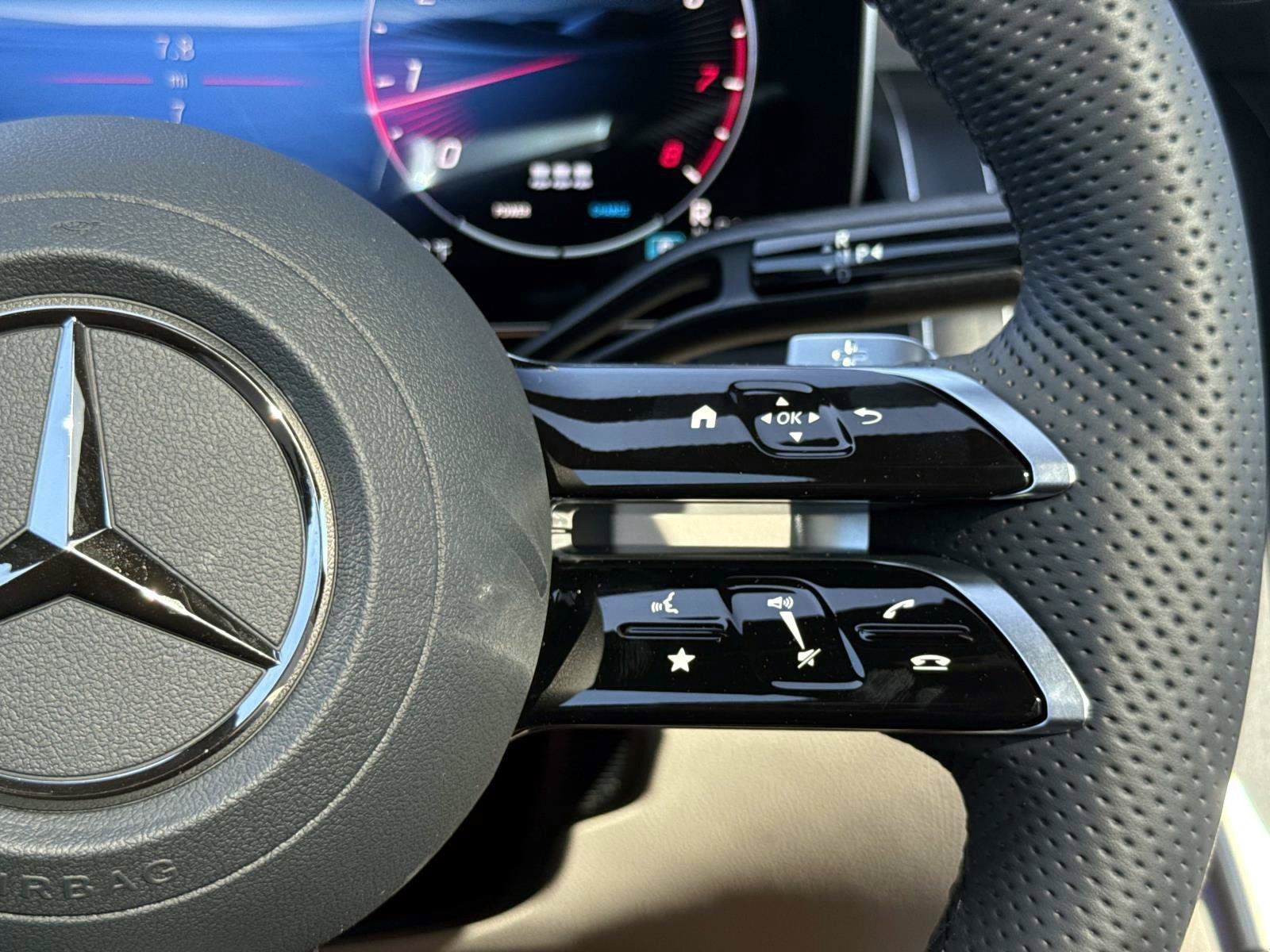 New 2027 Mercedes-Benz GLC 300 image 31