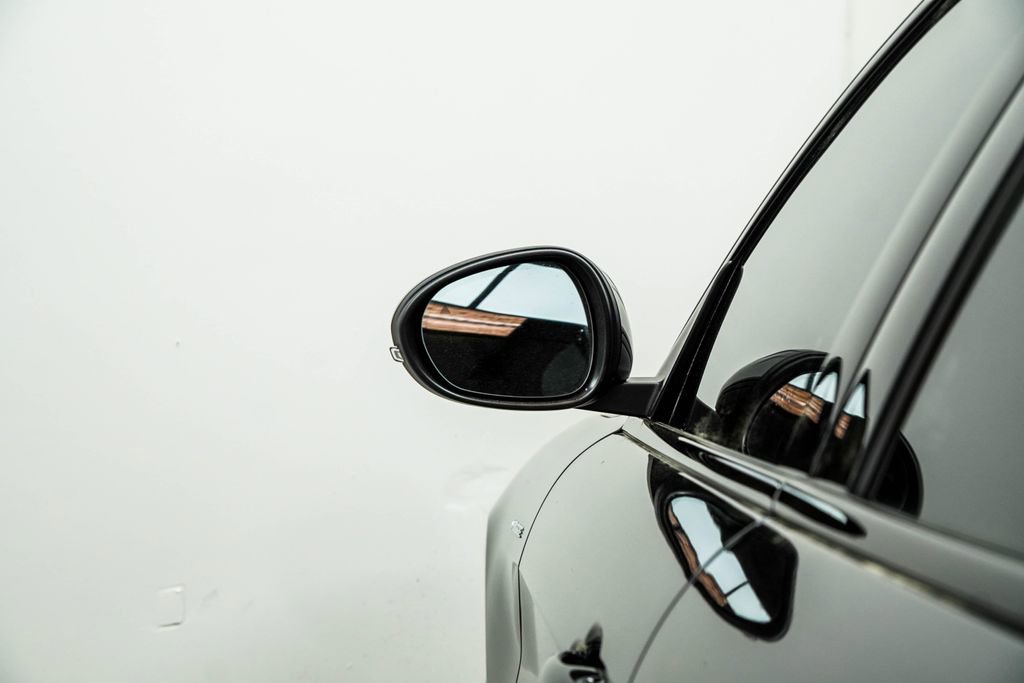 Used 2023 Alfa Romeo Giulia Veloce image 14