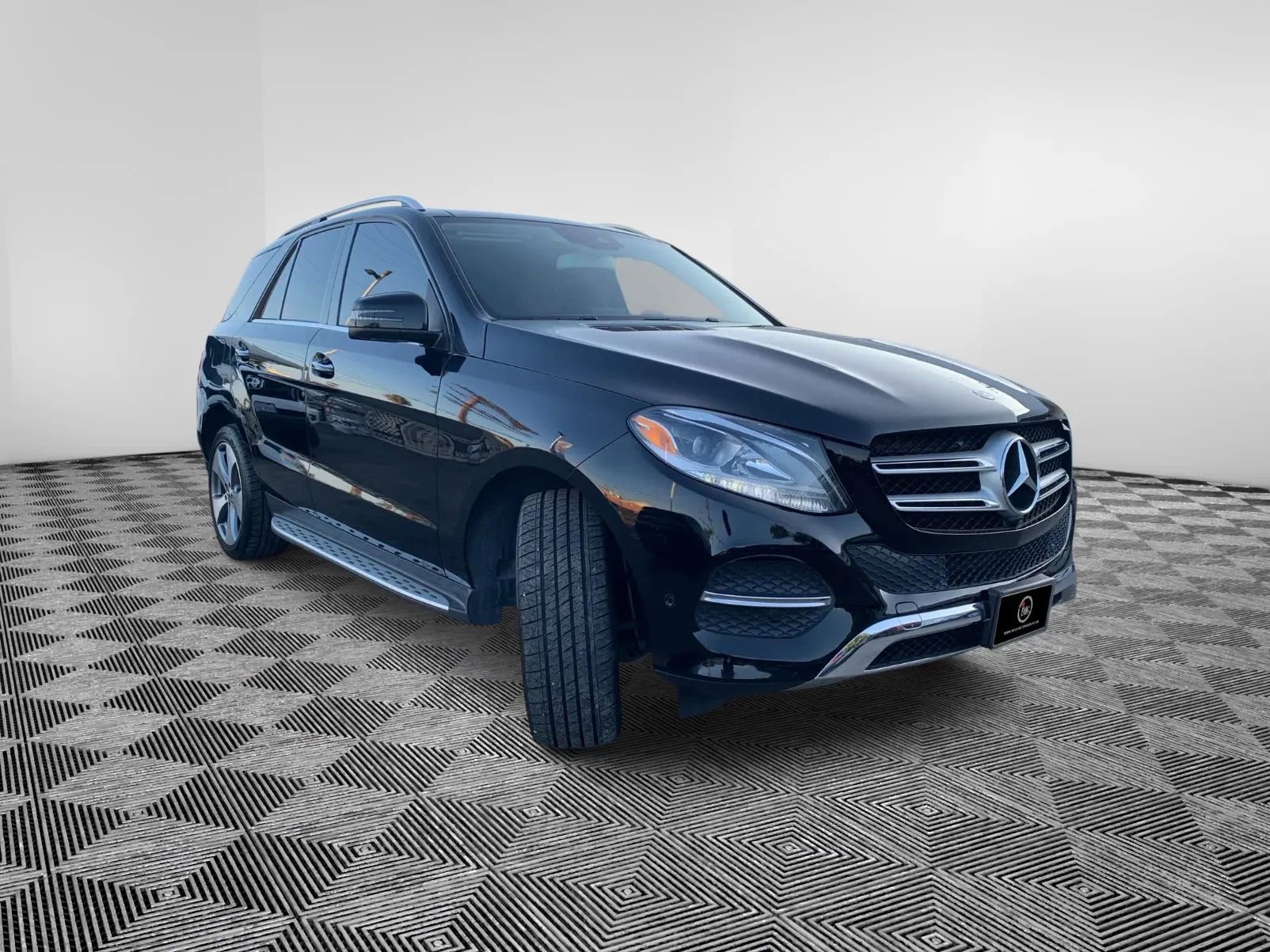 Used 2018 Mercedes-Benz GLE 350 image 4
