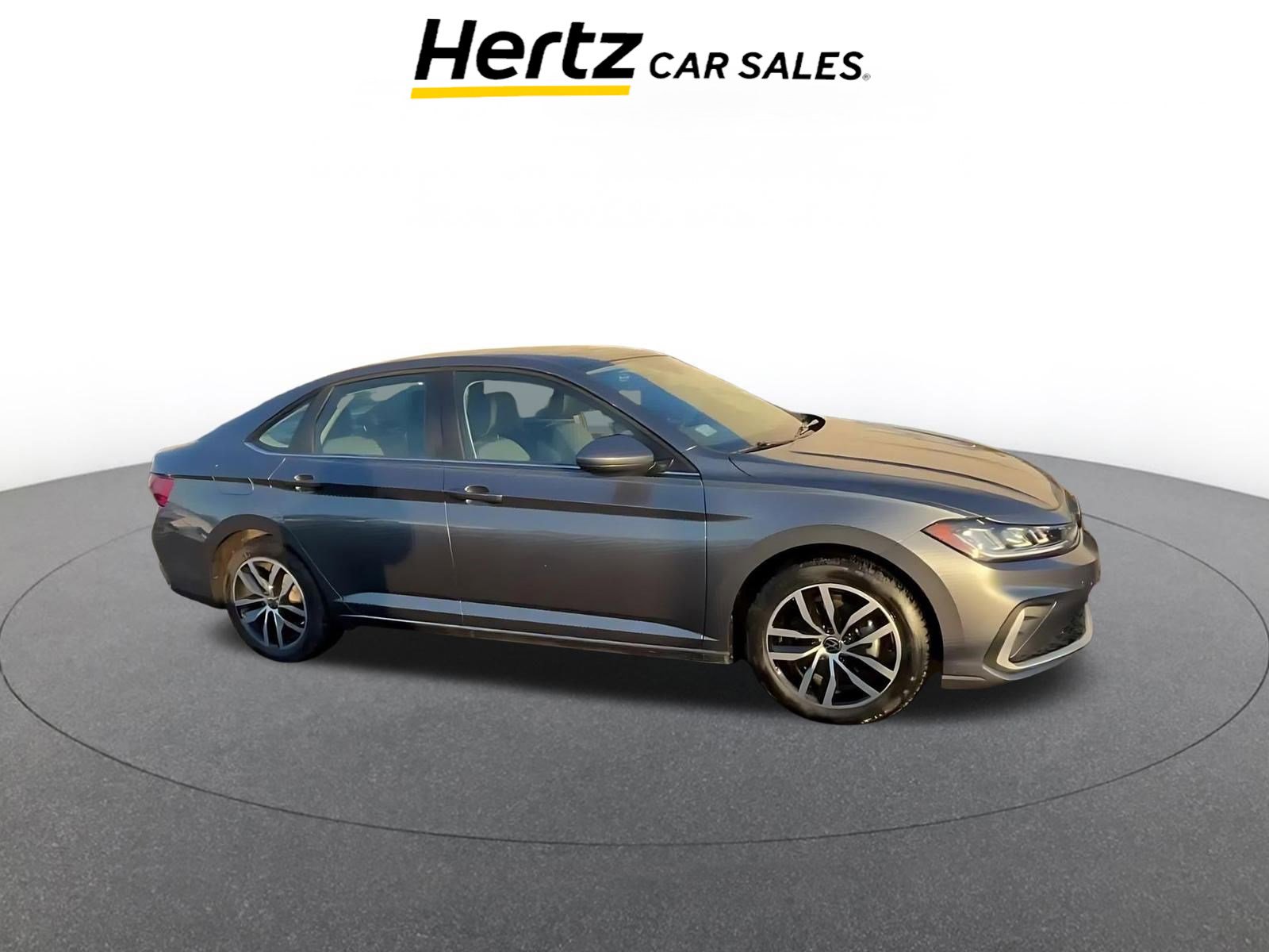 Used 2025 Volkswagen Jetta SE image 1