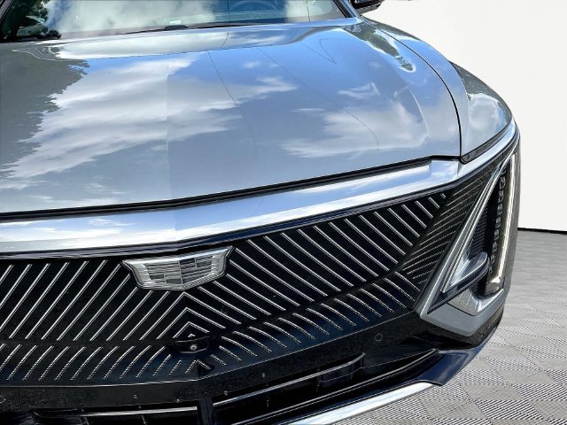 Used 2024 Cadillac Lyriq Luxury AWD/4WD image 35