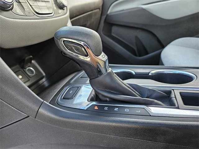 Used 2023 Chevrolet Equinox LT image 18