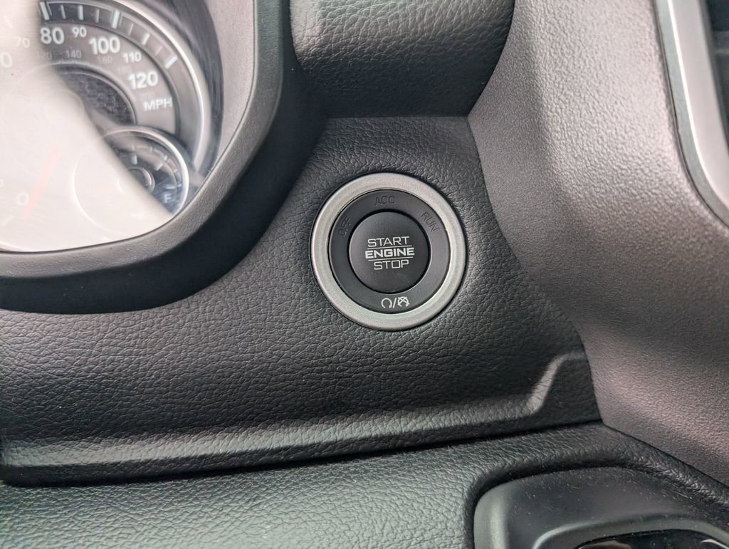 Used 2021 RAM 1500 Big Horn image 18