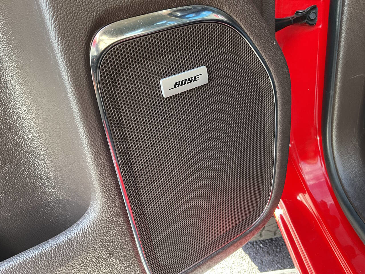 Used 2015 GMC Sierra 2500 SLT w/ Duramax Plus Package image 34