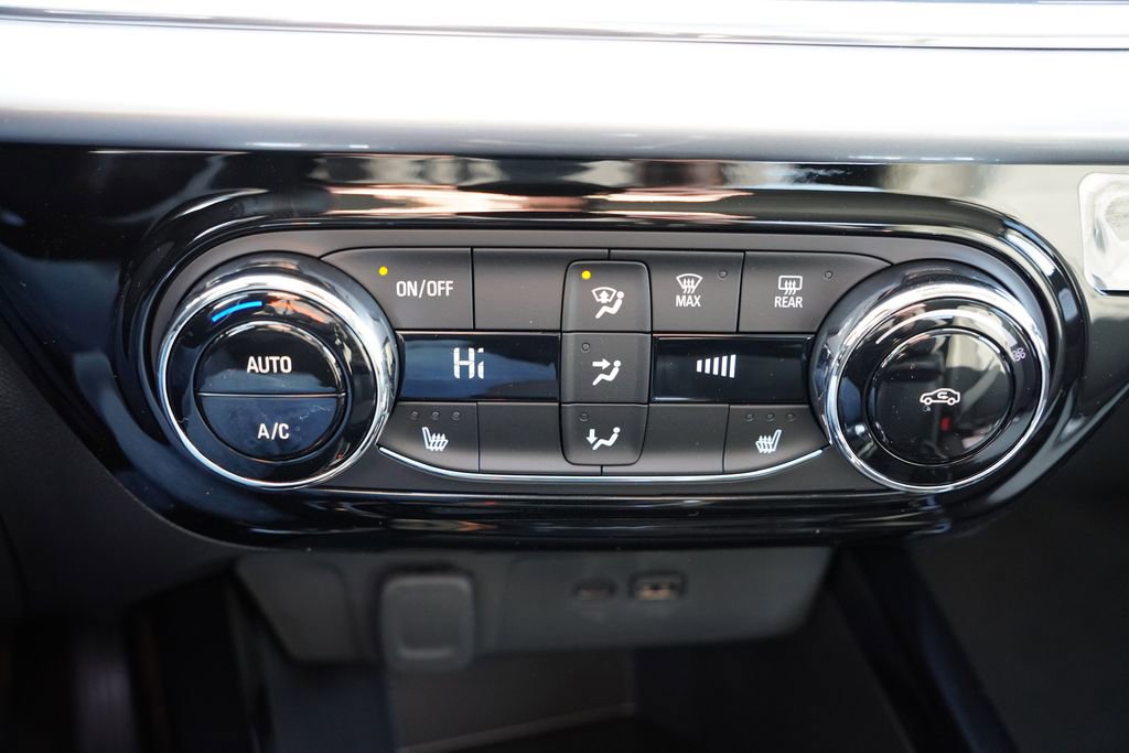 New 2026 Chevrolet Trax LT w/ Driver Confidence Package image 14