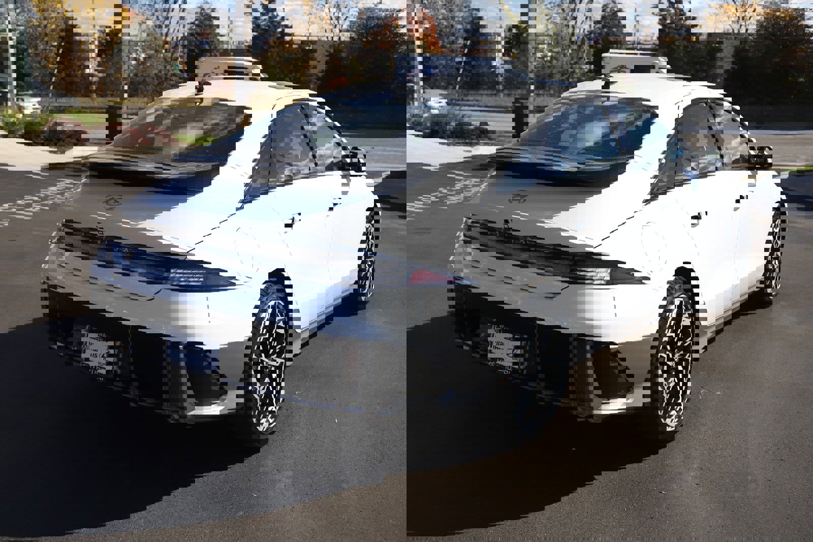 New 2025 Hyundai Ioniq 6 Limited image 3