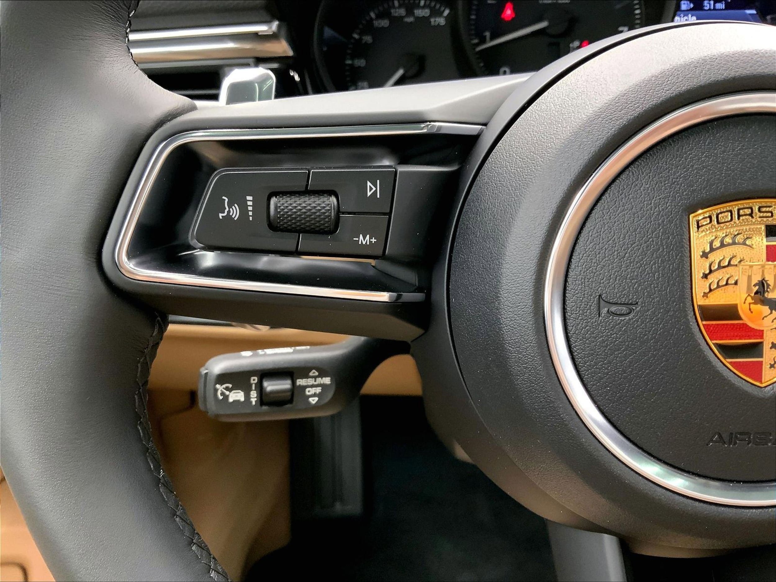 New 2026 Porsche Macan AWD/4WD image 13