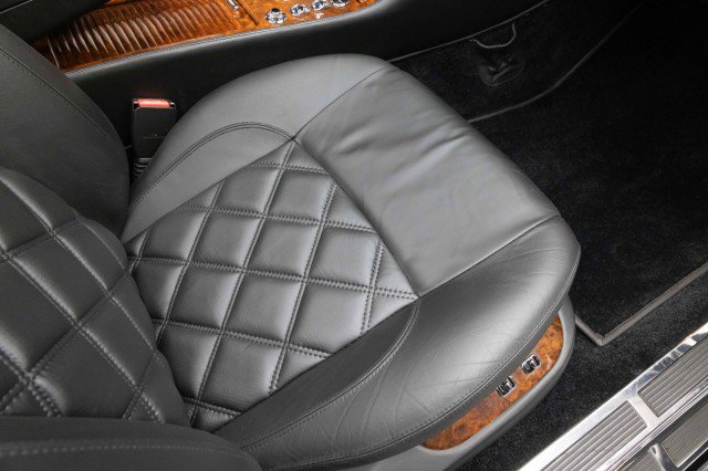 Used 2005 Bentley Arnage T image 32