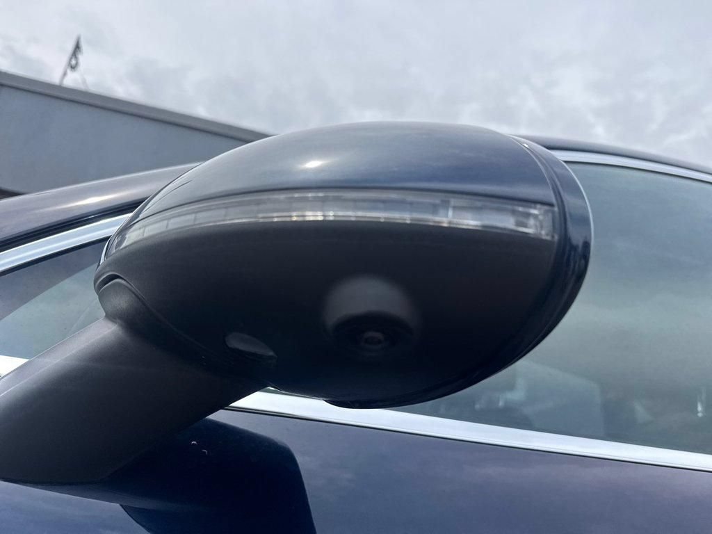 Used 2021 Porsche Macan S AWD/4WD image 32