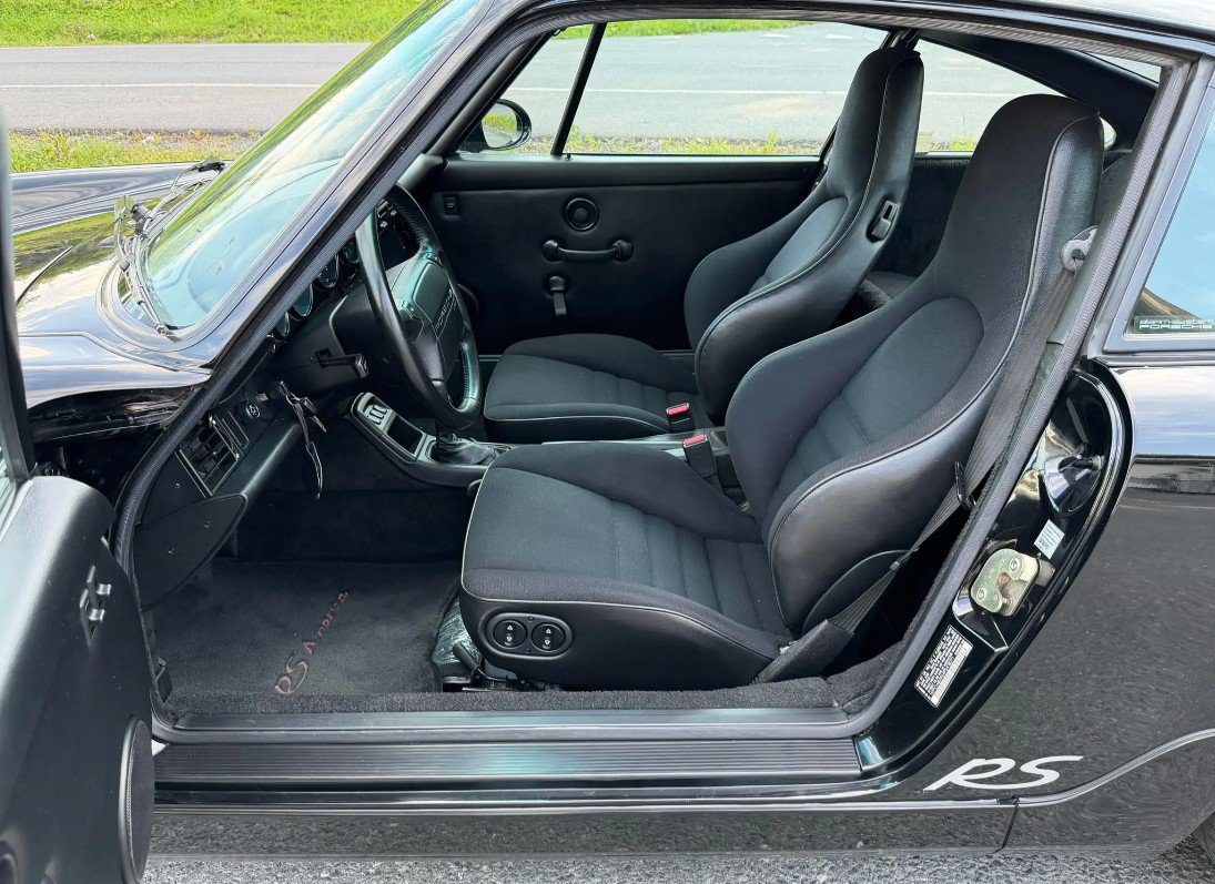 Used 1993 Porsche 911 RS America RWD image 3