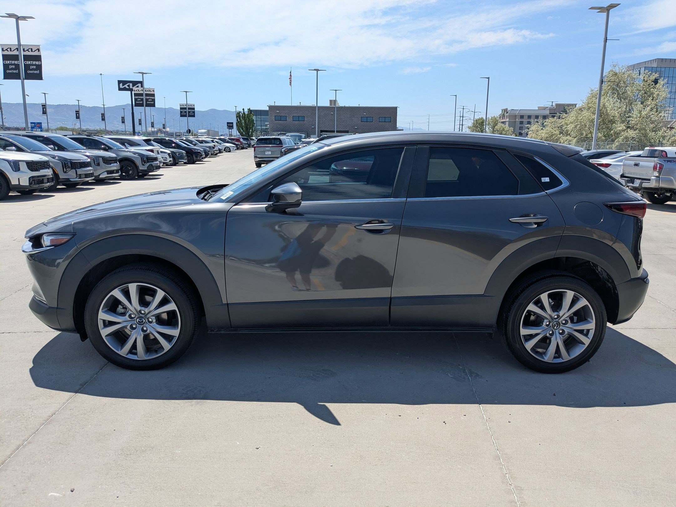 Used 2021 MAZDA CX-30 AWD 2.5 S w/ Select Package image 2