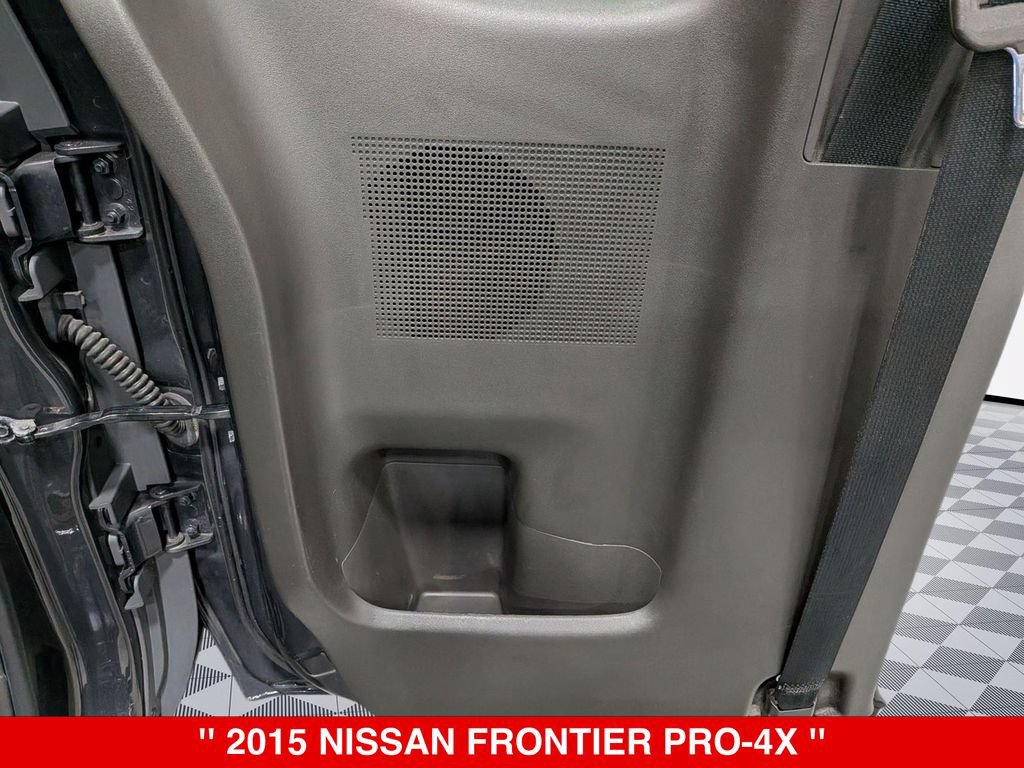 Used 2015 Nissan Frontier PRO-4X AWD/4WD image 25