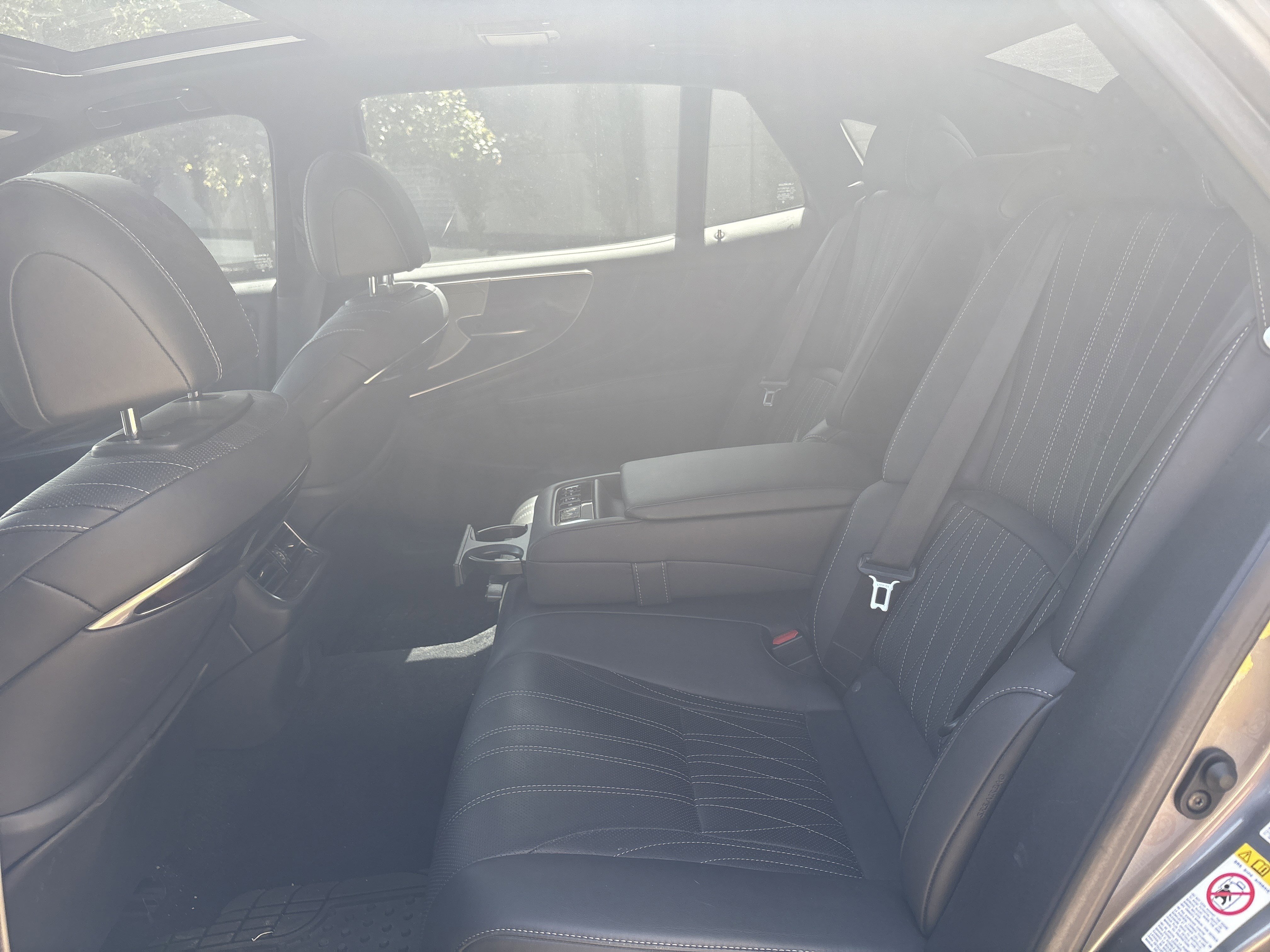 Used 2018 Lexus LS 500 AWD w/ Interior Upgrade Package image 31