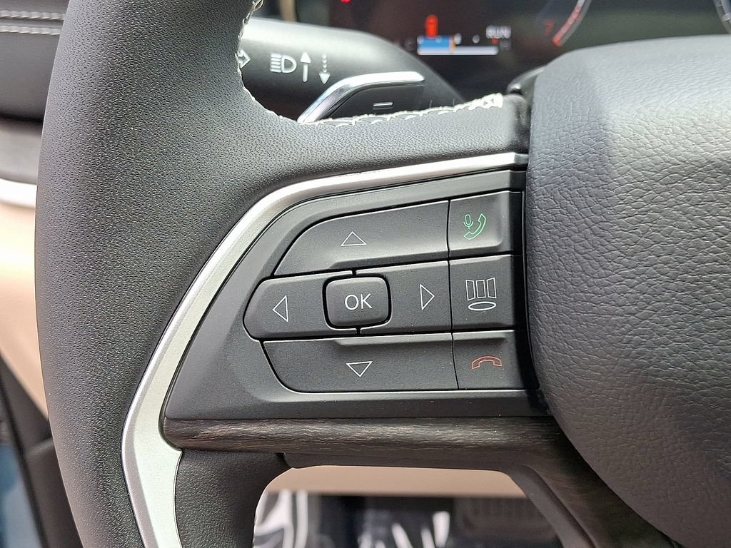 Certified 2026 Jeep Grand Cherokee Limited w/ Limited Altitude Package AWD/4WD image 22