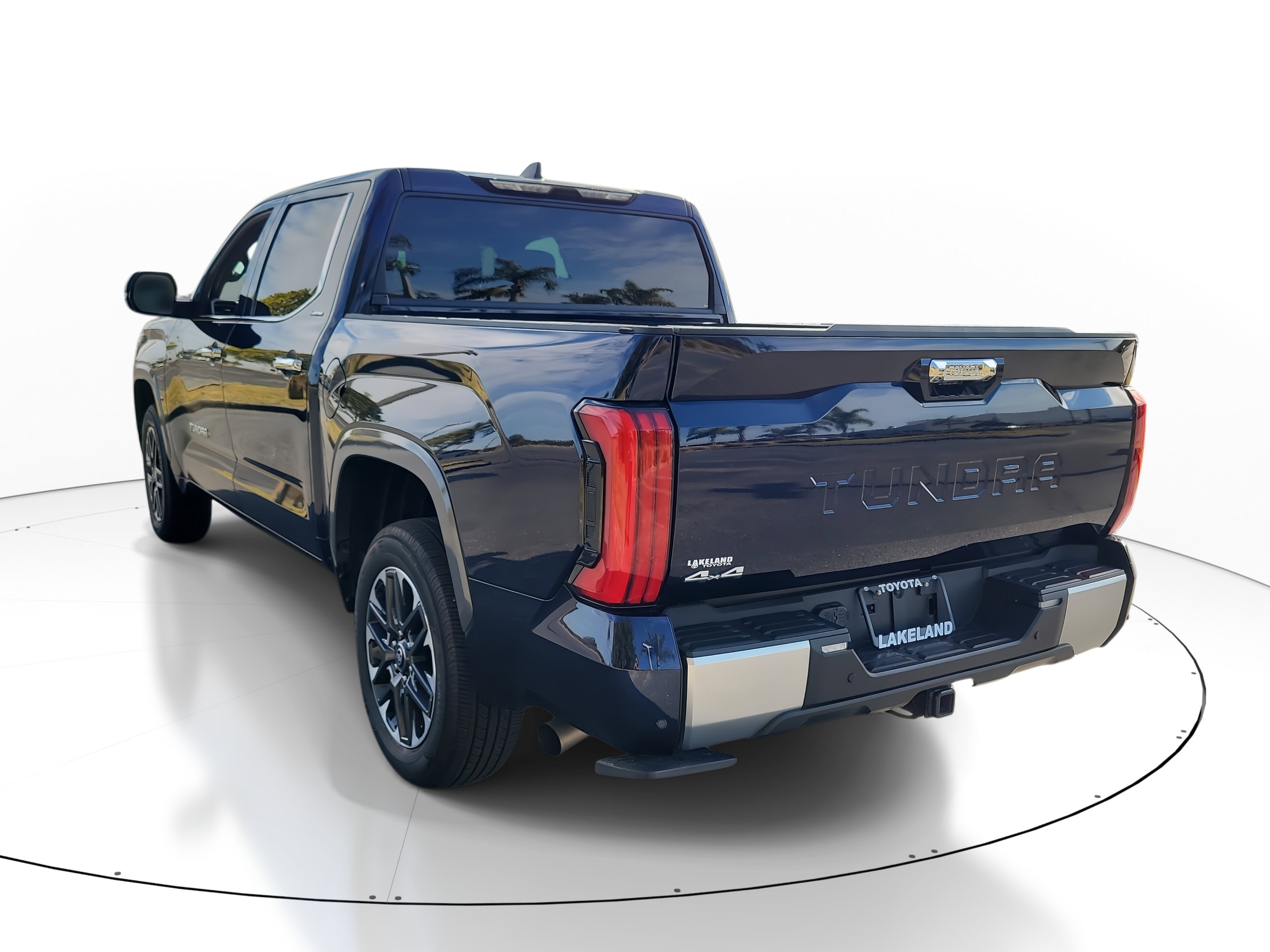 Used 2025 Toyota Tundra Limited image 5