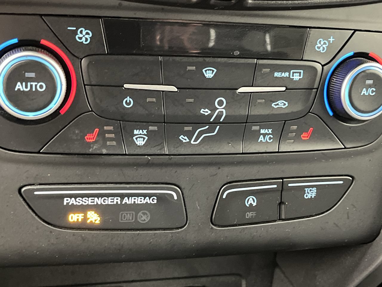 Used 2019 Ford Escape SE AWD/4WD image 21