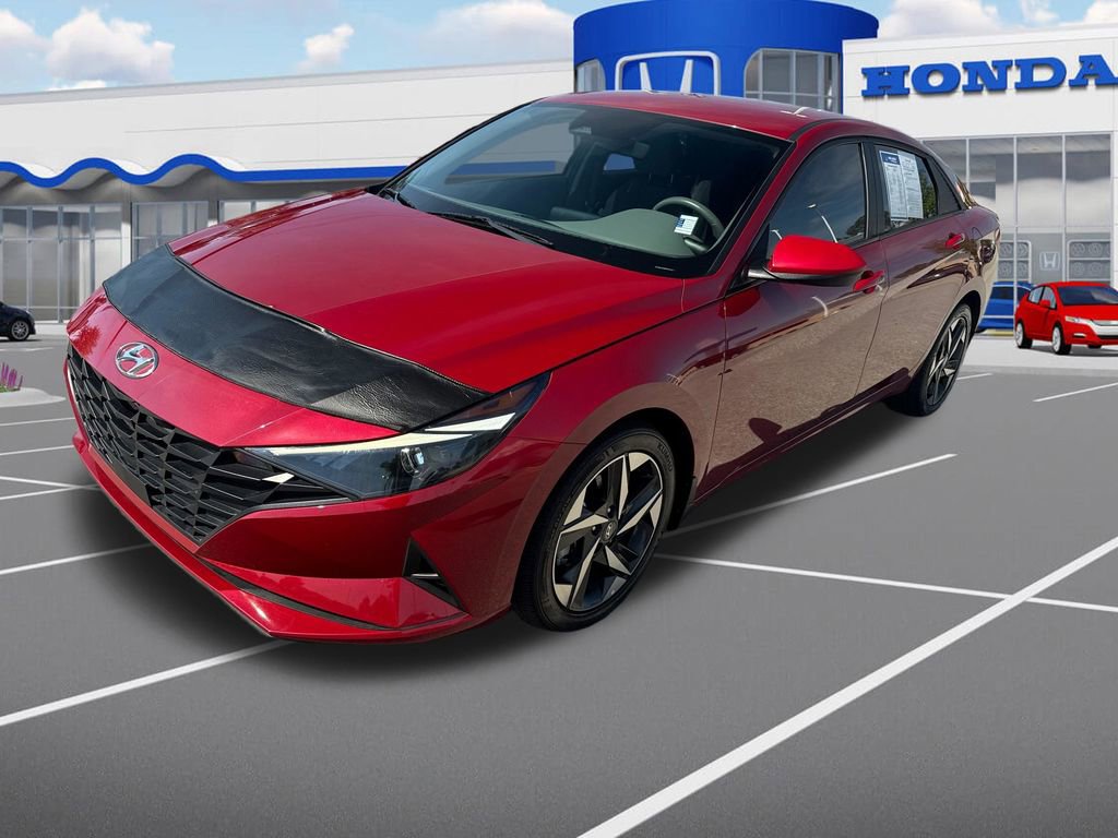 Used 2023 Hyundai Elantra SEL w/ Convenience Package FWD image 3