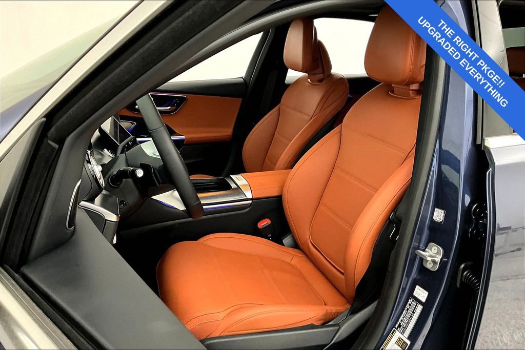 Used 2025 Mercedes-Benz C 300 4MATIC Sedan w/ Exclusive Trim Package image 30