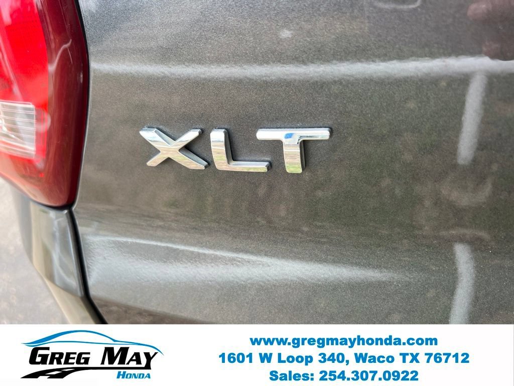 Used 2019 Ford Explorer XLT w/ Equipment Group 202A FWD image 16