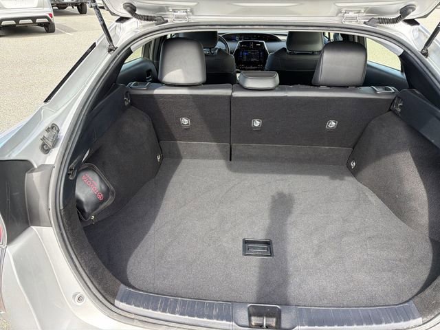 Used 2017 Toyota Prius Three Touring FWD image 27