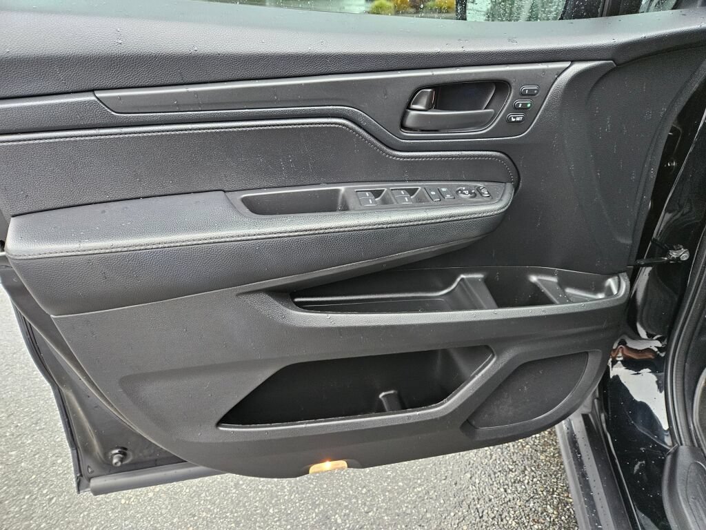 Used 2021 Honda Odyssey EX-L image 17