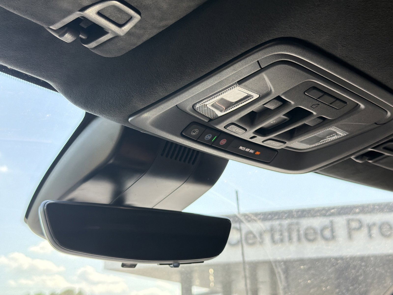 Certified 2025 GMC Sierra 2500 Denali Ultimate AWD/4WD image 27