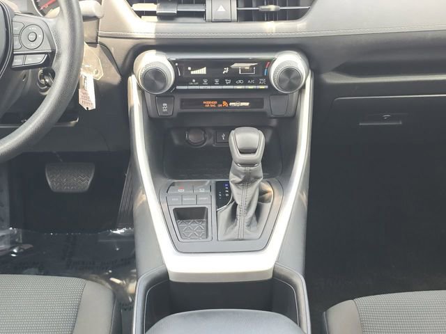 Certified 2022 Toyota RAV4 LE FWD image 19