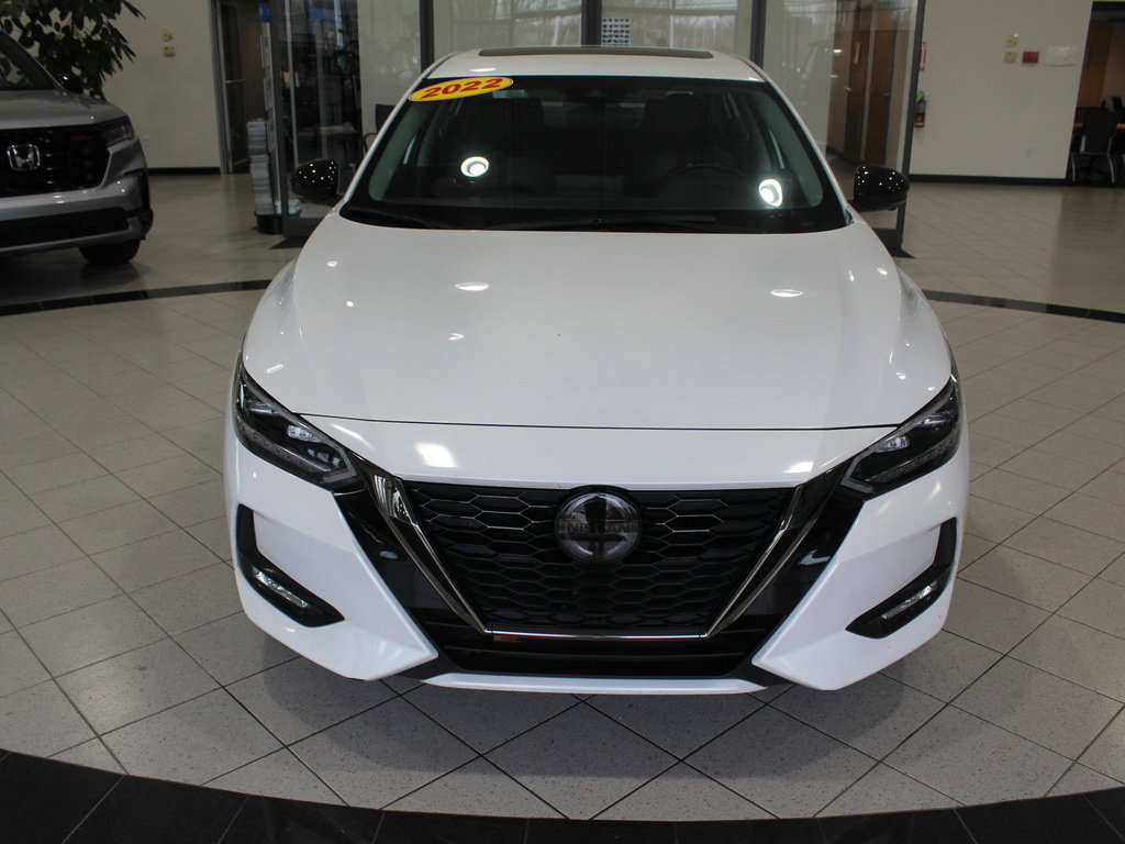 Used 2022 Nissan Sentra SR w/ SR Premium Package image 2
