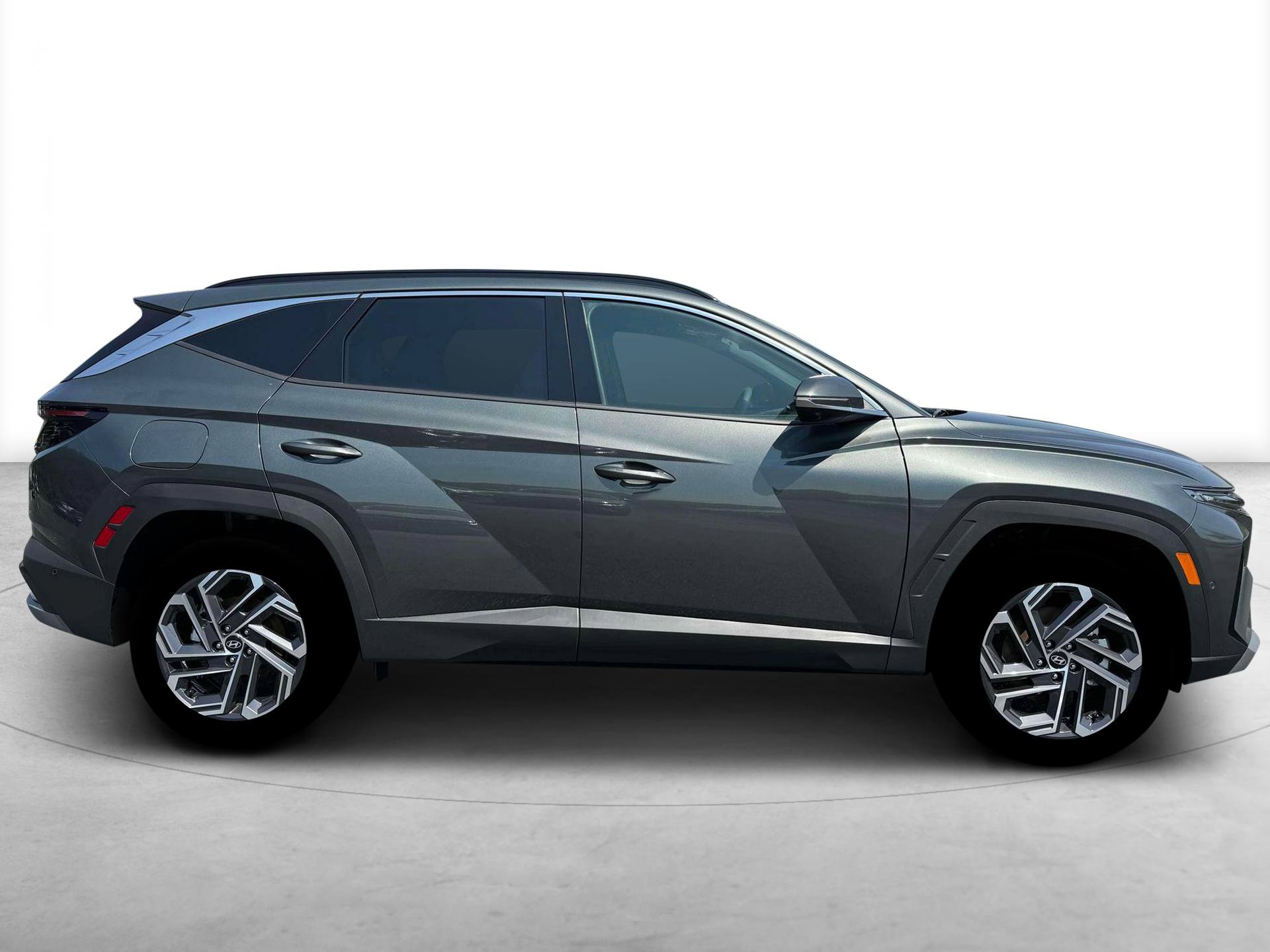 New 2026 Hyundai Tucson Limited AWD/4WD image 9