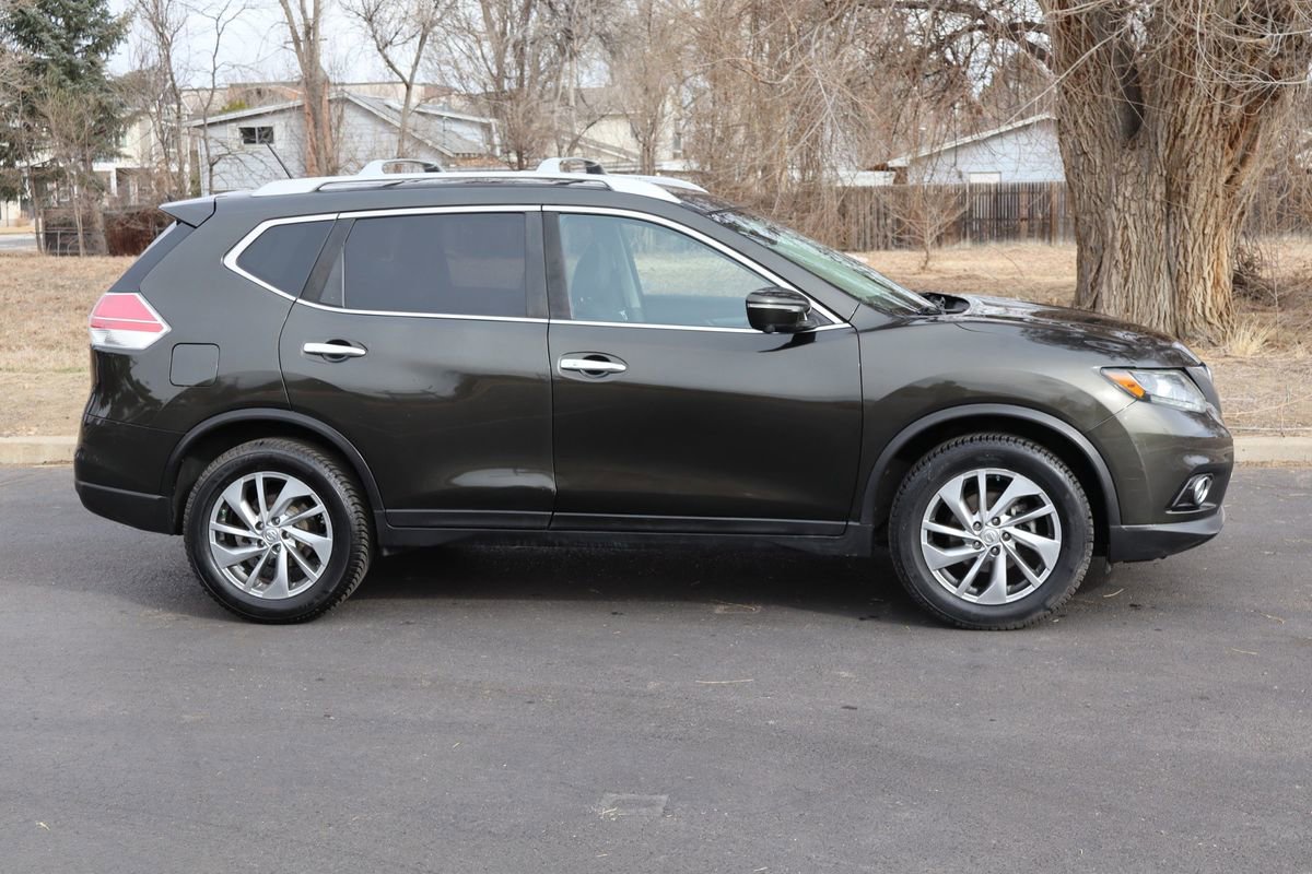 Used 2014 Nissan Rogue SL w/ SL Premium Package image 3