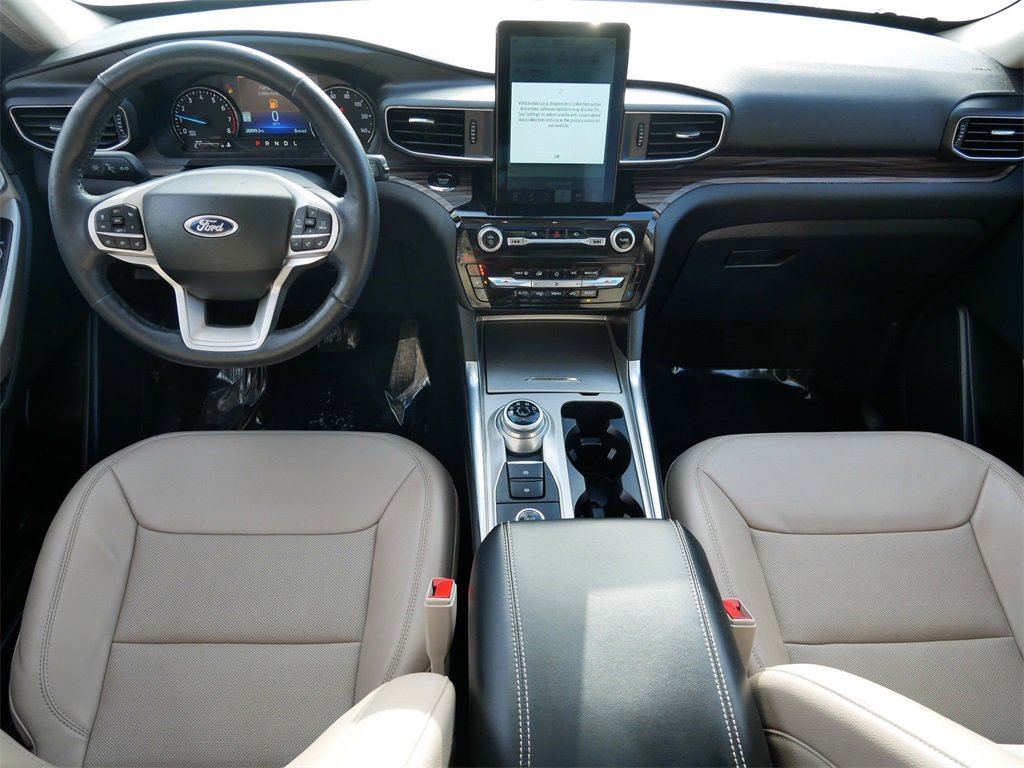 Certified 2023 Ford Explorer Limited w/ Limited Technology Package image 13