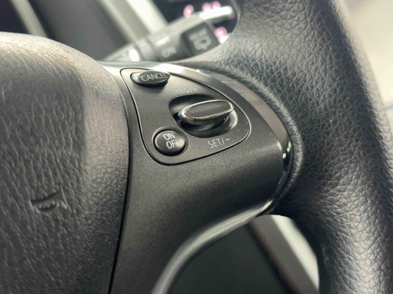 Used 2019 Nissan Murano S AWD/4WD image 31