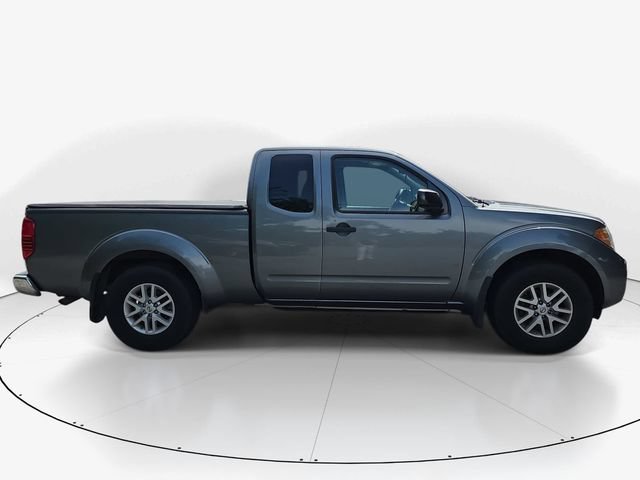 Used 2017 Nissan Frontier SV w/ SV Value Truck Package RWD image 4