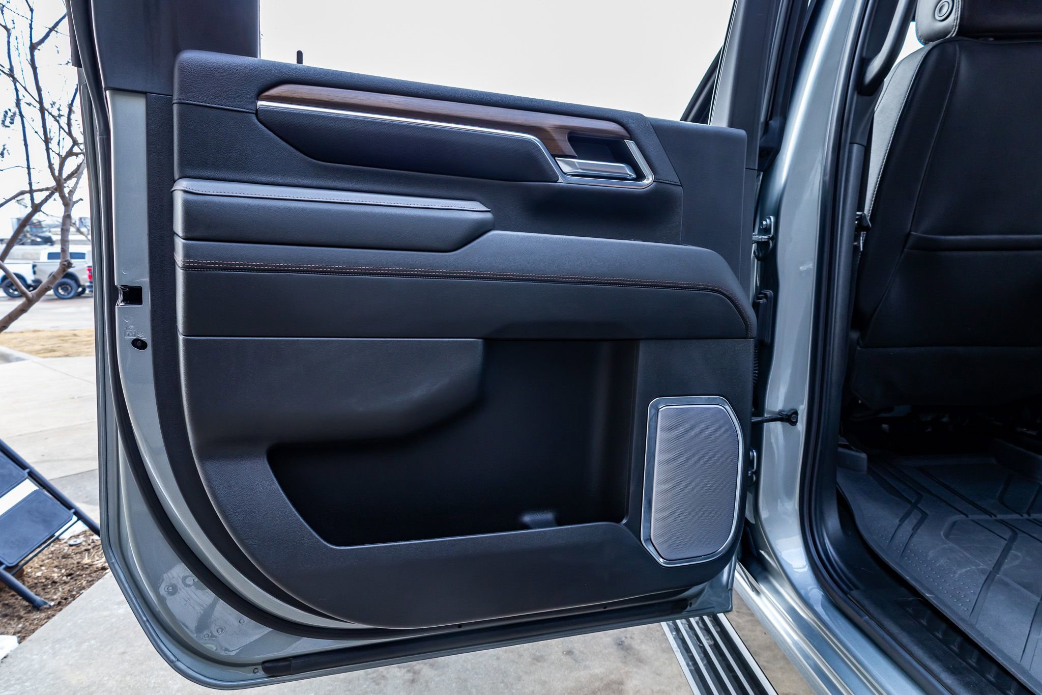 Used 2024 Chevrolet Silverado 3500 High Country w/ High Country Premium Package image 37