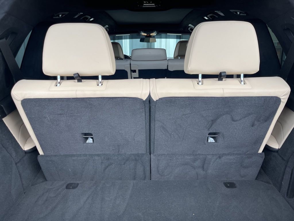 Used 2021 BMW X7 M50i w/ Executive Package image 46