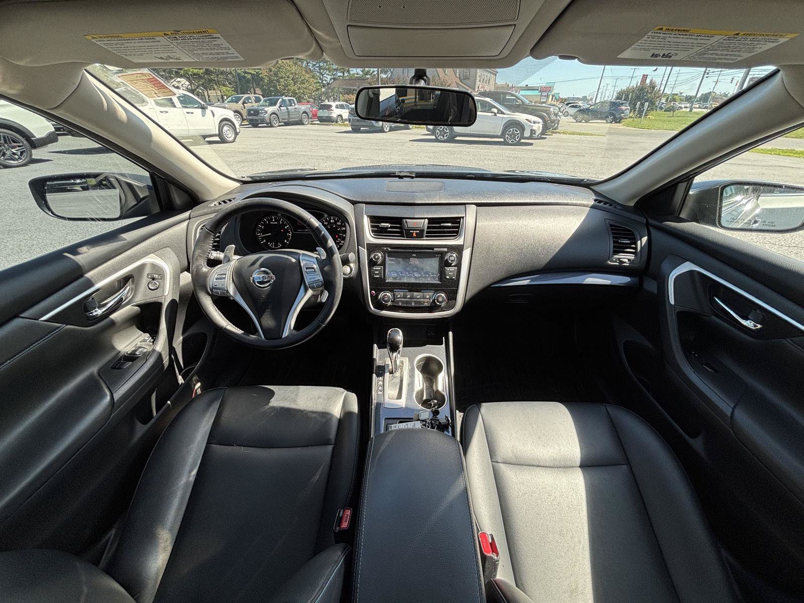 Used 2018 Nissan Altima 2.5 SR w/ SR Midnight Edition FWD image 17