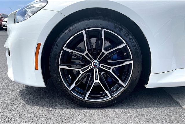 Used 2023 BMW M2 w/ Lighting Package RWD image 8