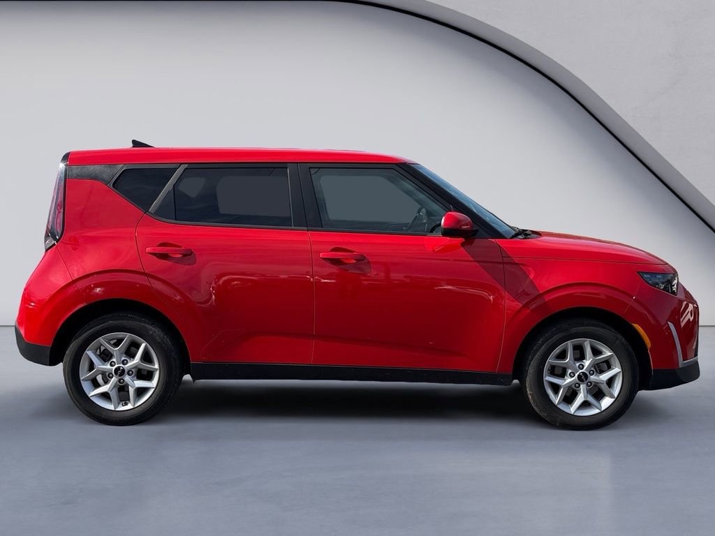 Used 2024 Kia Soul LX w/ Option Group 015 image 6