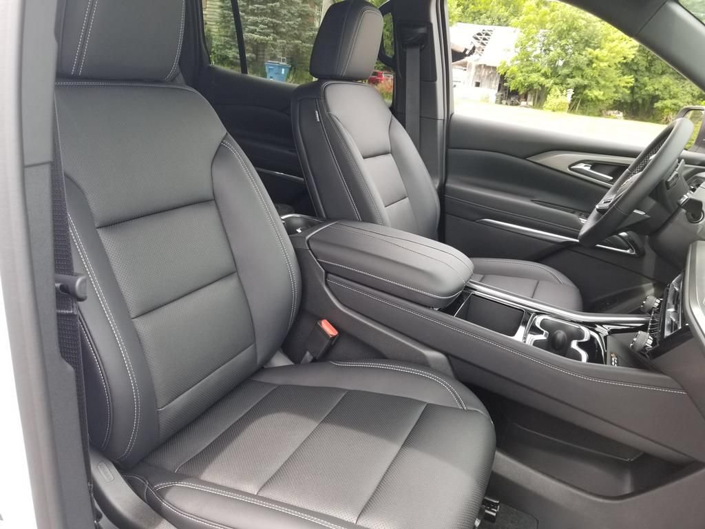 New 2026 Chevrolet Traverse LT FWD image 27
