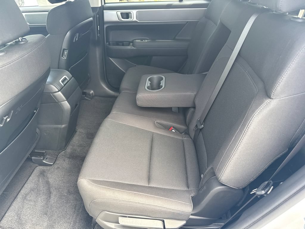 Used 2026 Hyundai Santa Fe SE AWD/4WD image 16