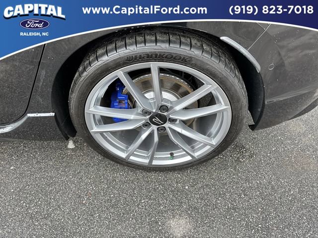 Used 2024 Volkswagen Golf R image 13