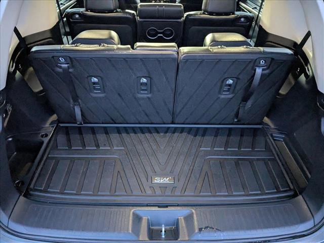 Used 2025 Honda Pilot Elite image 6