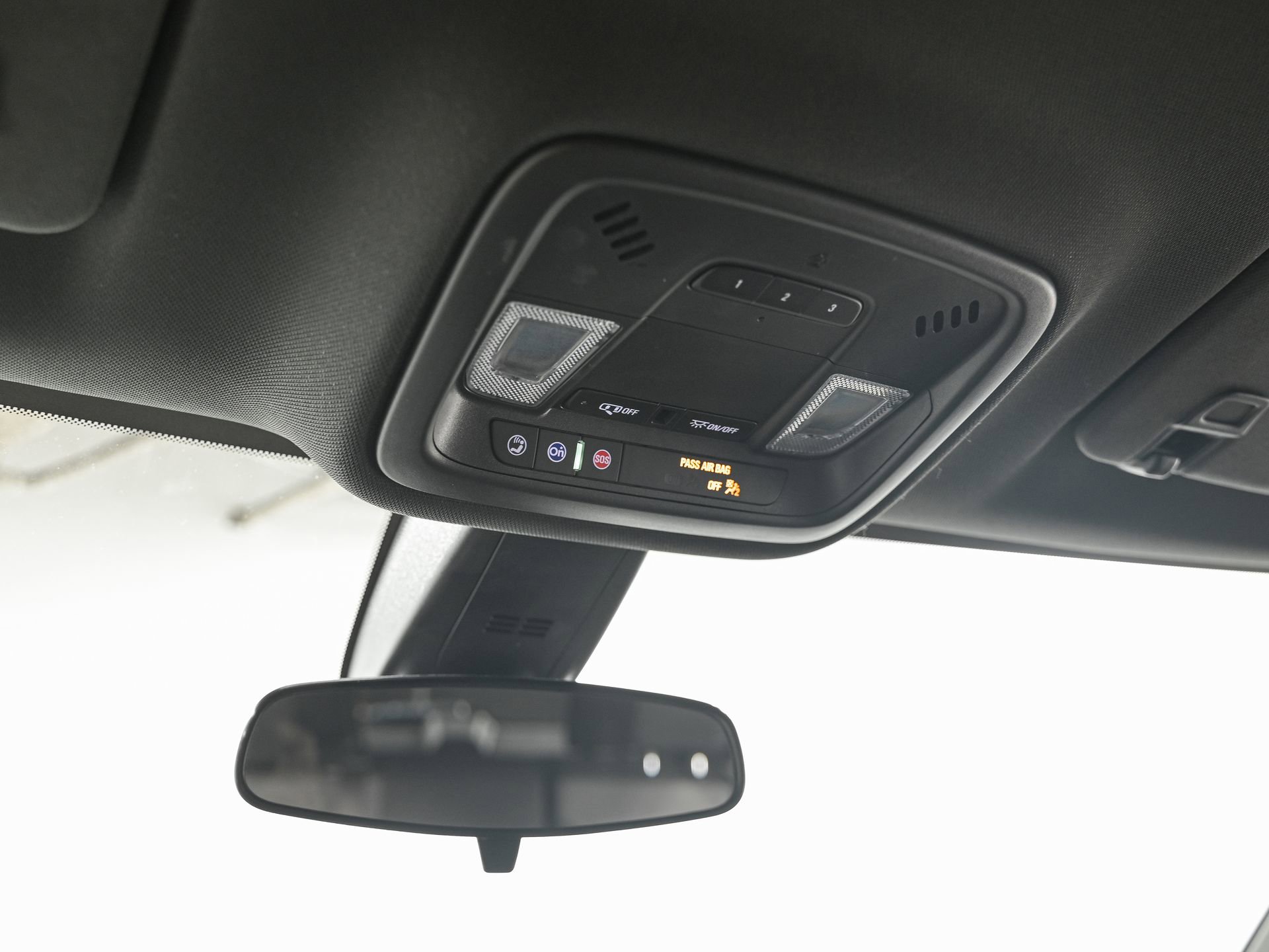 Used 2023 Chevrolet Traverse LT w/ LPO, Floor Liner Package image 24