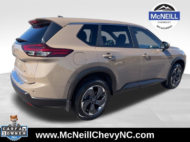 Used 2025 Nissan Rogue SV AWD/4WD image 8