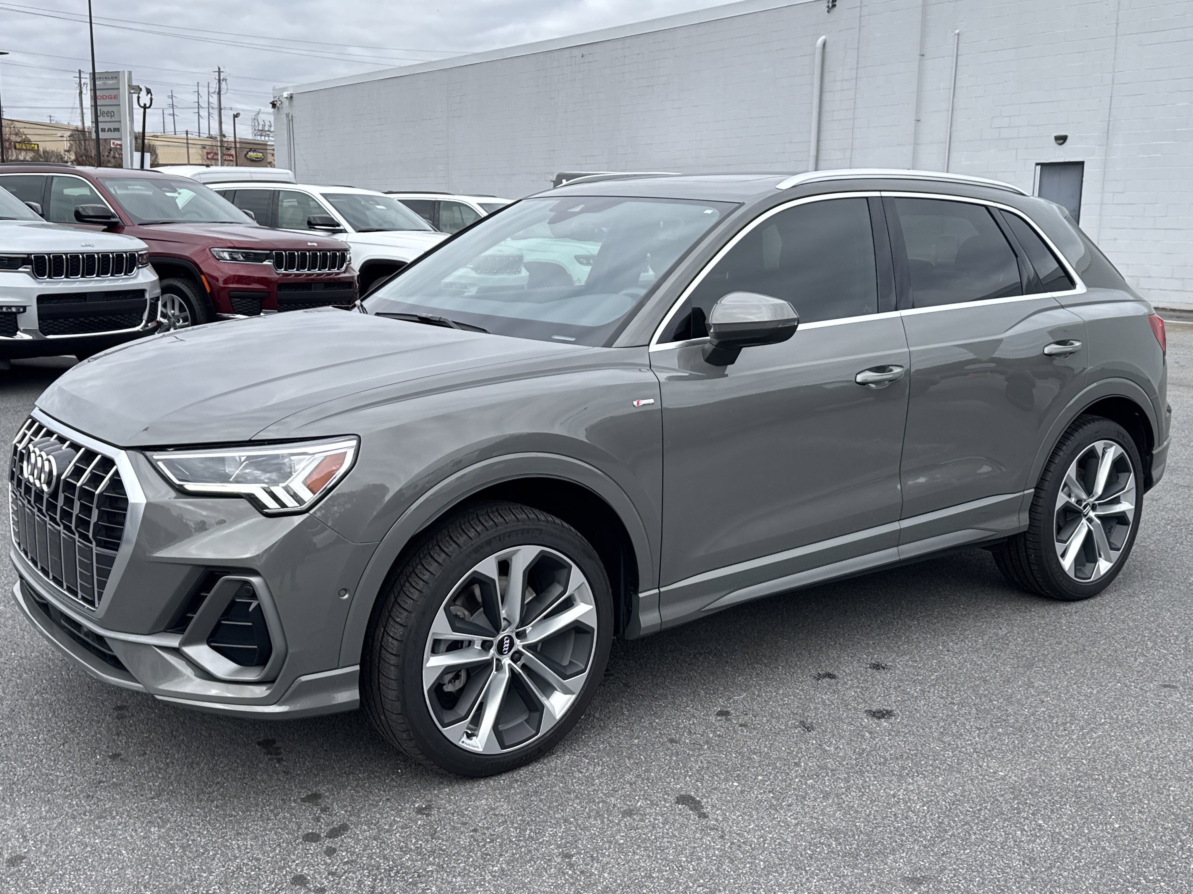 Used 2020 Audi Q3 2.0T Prestige image 8